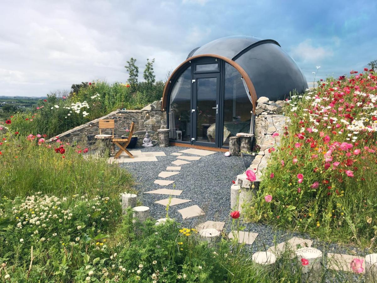 Hilltop Hideaway - Secluded Pod With Private Hot Tub Ньюри Экстерьер фото